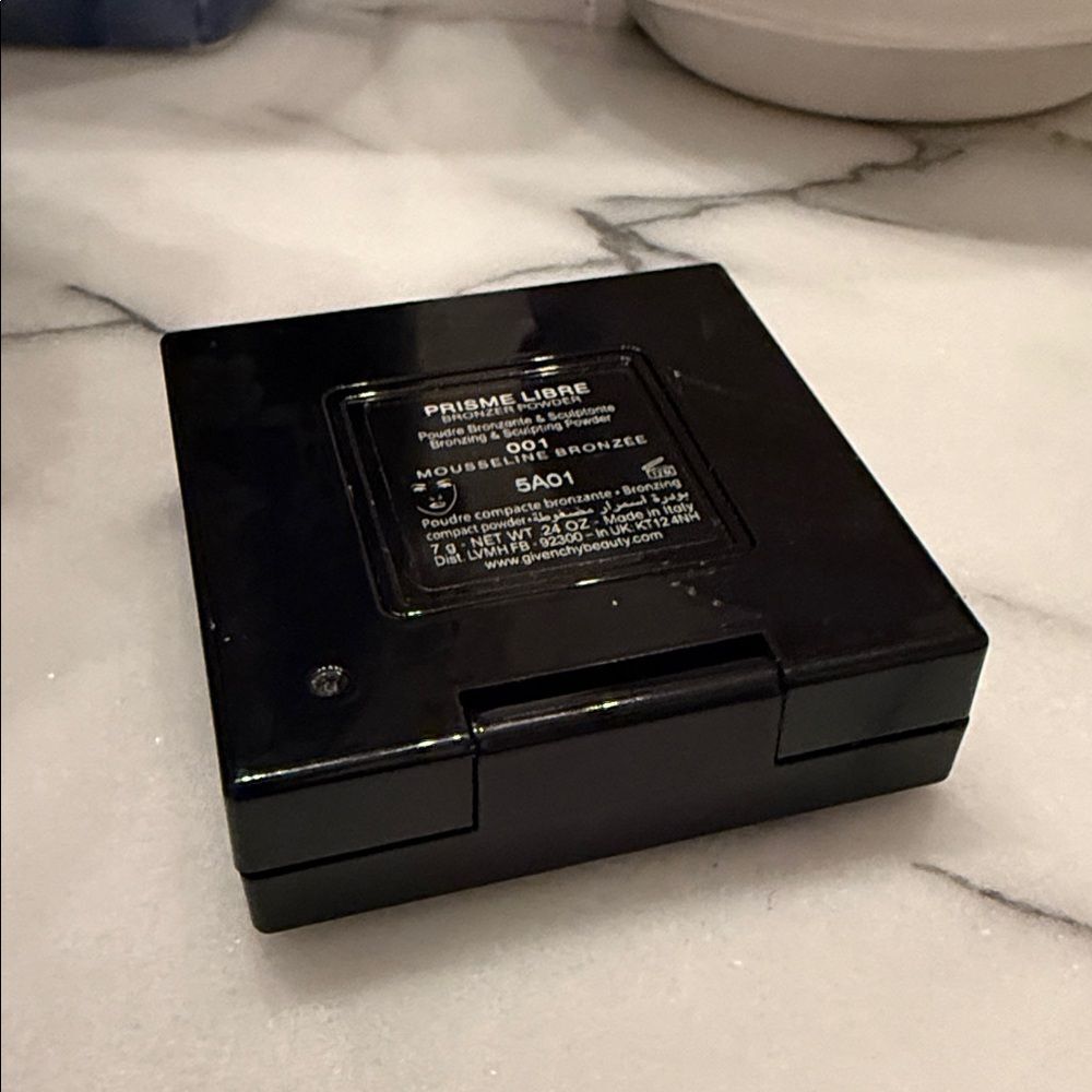 Givenchy Prisme Libre Bronzing Powder - Picture 5 of 5